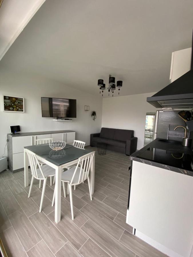 Superbe Appartement Renove A Neuf A 100M De La Mer Juan-les-Pins Buitenkant foto