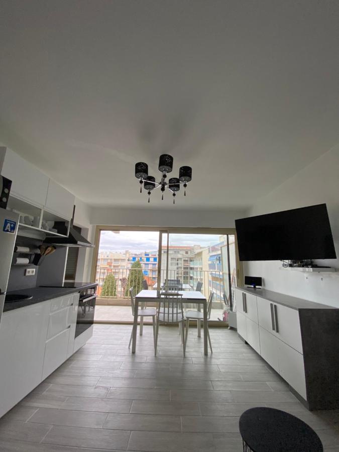 Superbe Appartement Renove A Neuf A 100M De La Mer Juan-les-Pins Buitenkant foto